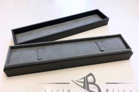 jewelery bracelet case bespoke wooden jewelery
