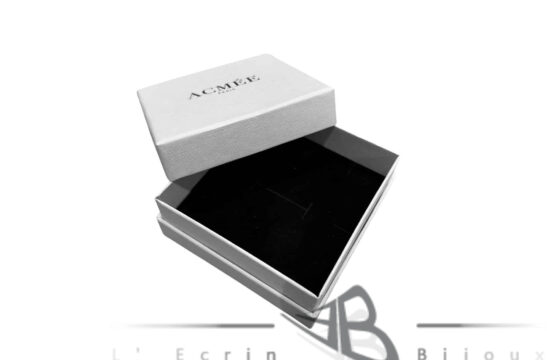 Boîte carton à bijoux sur mesure Boîte carton à bijoux sur mesure – Papier création, calage mousse et intérieur velours